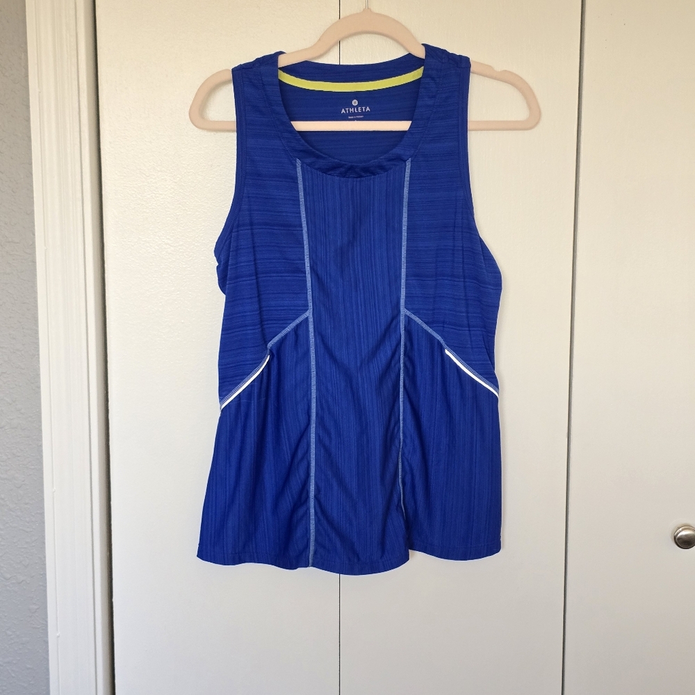 Athleta tank with reflectors L